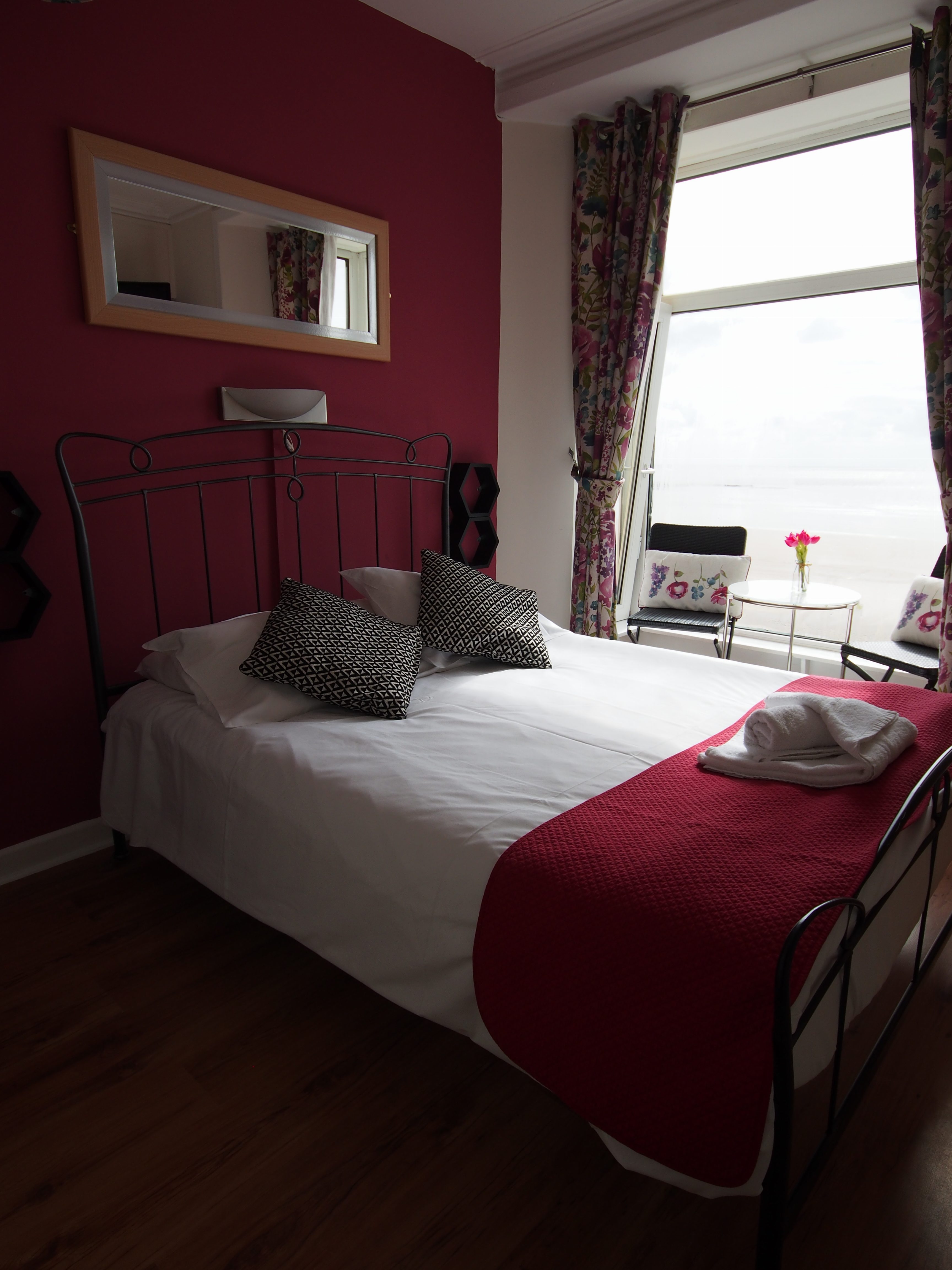 Double room with en-suite bathroom - bed and breakfast Swansea