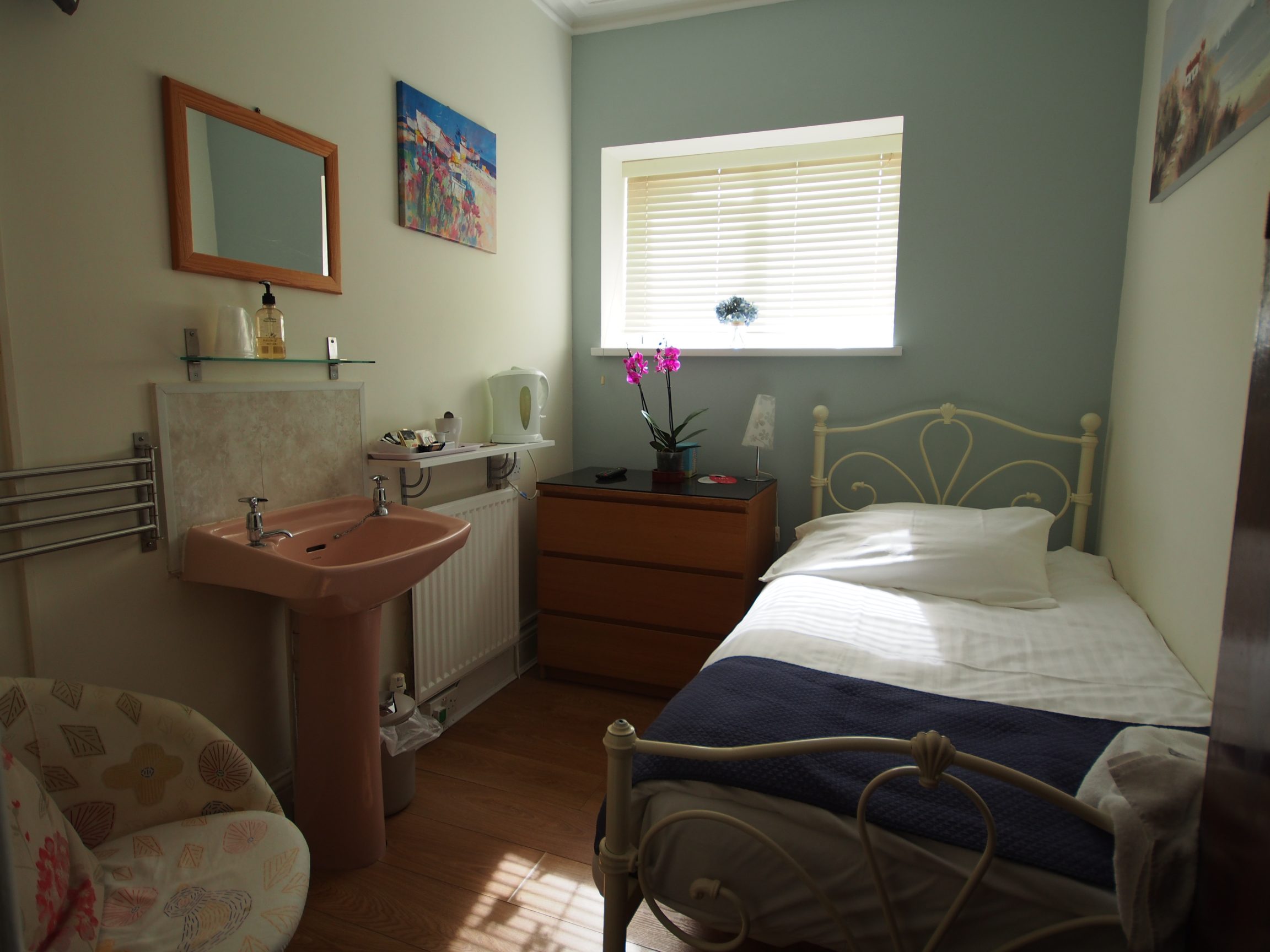 Single Room B&B Swansea