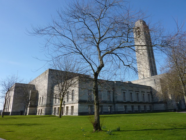 B&B Near Guildhall & Brangwyn Hall
